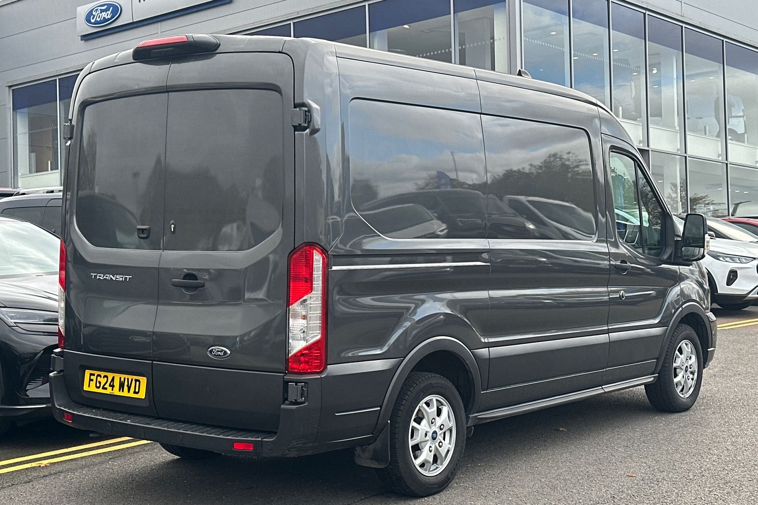 Used Ford Transit 2024 for sale - 76264290: Photo 4