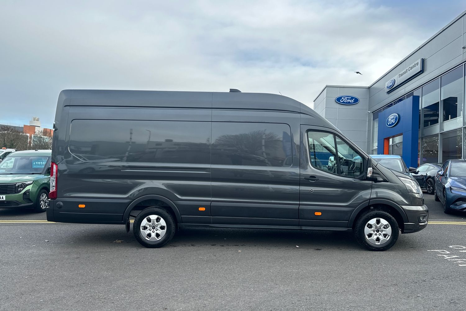 Used Ford Transit 2025 for sale - 76699162: Photo 3