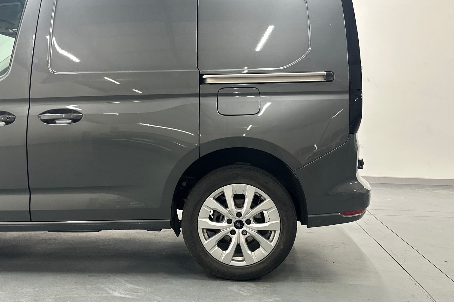 Used Ford Transit Connect 2025 for sale - 76492043: Photo 36