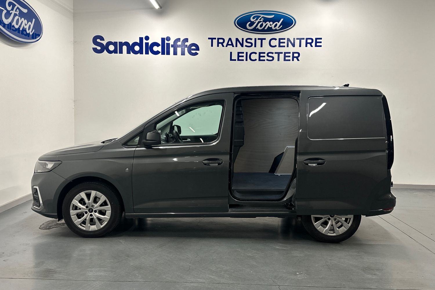 Used Ford Transit Connect 2025 for sale - 76492043: Photo 37