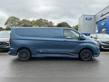 Used Ford Transit Custom 2024 for sale - 75987846: Photo