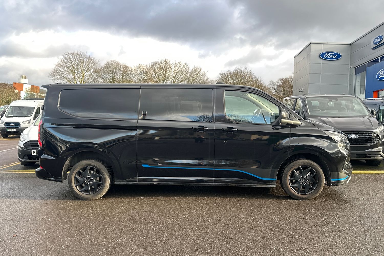 Used Ford Transit Custom 2025 for sale - 76924182: Photo 3