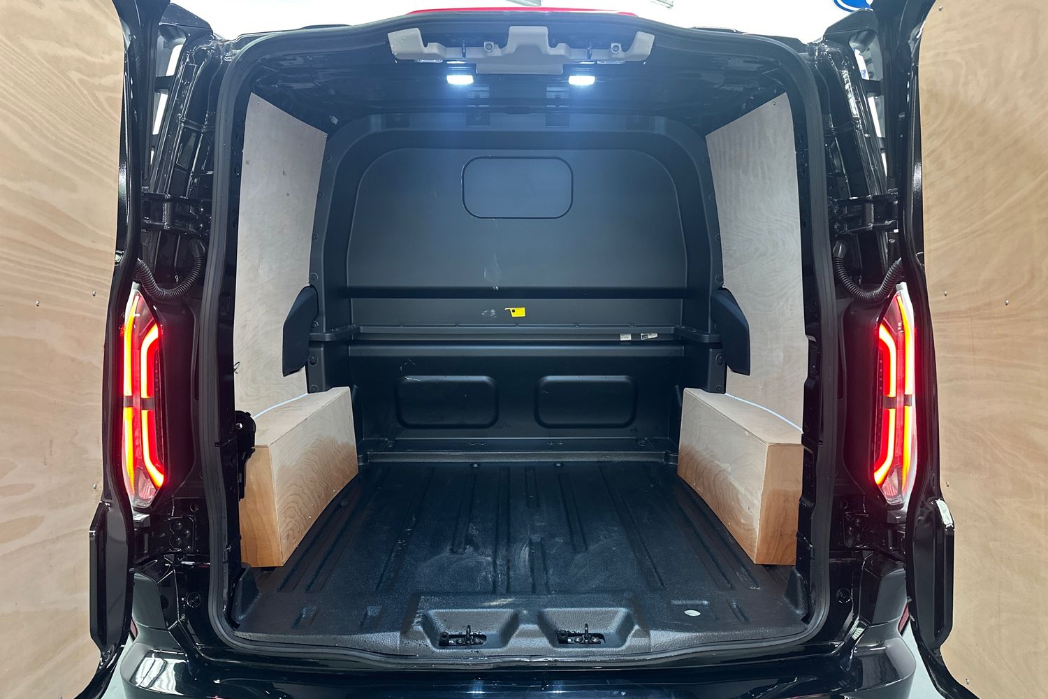 Used Ford Transit Custom 2025 for sale - 77651083: Photo 18