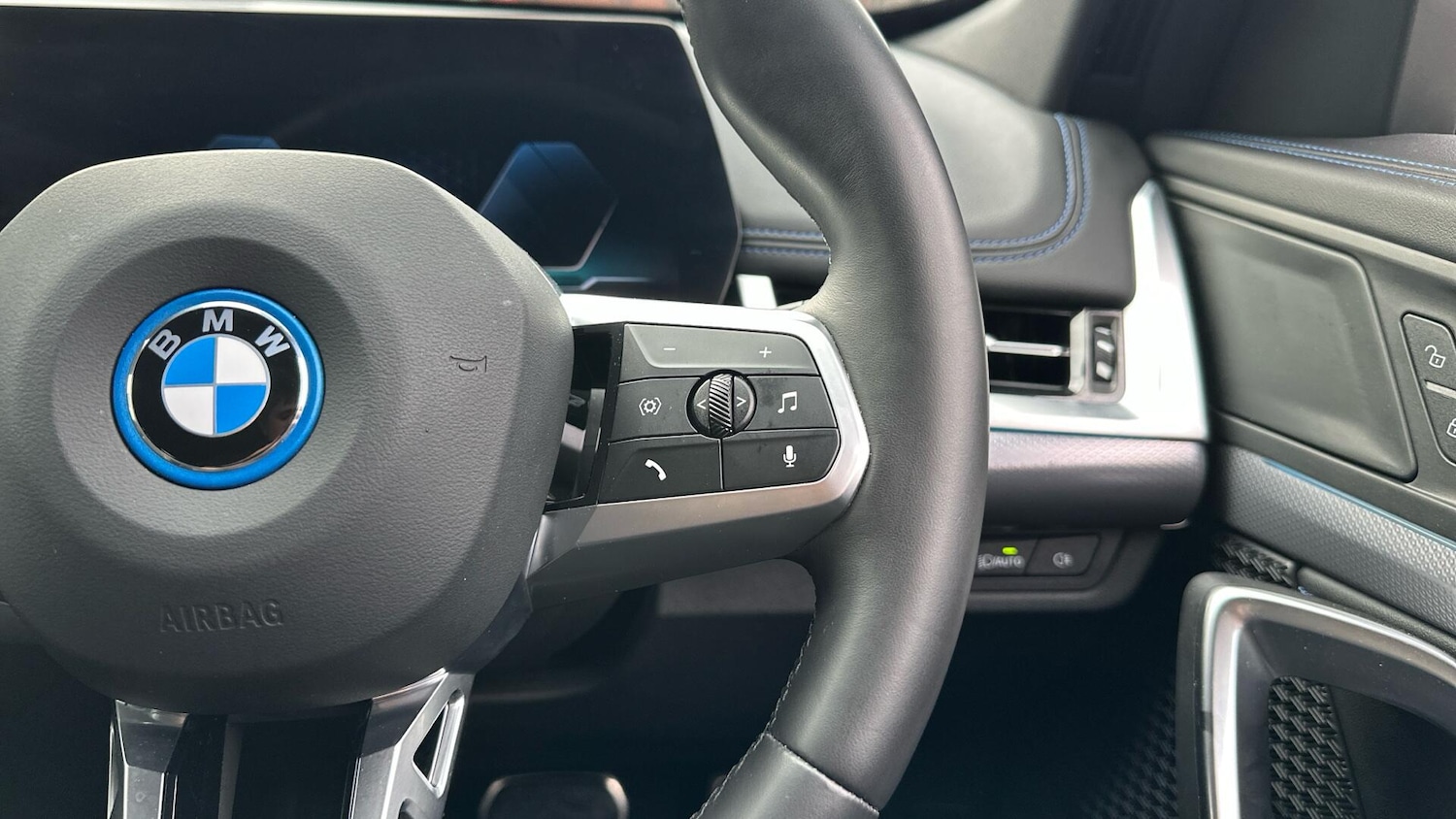 Used BMW iX1 2024 for sale - 77604551: Photo 18