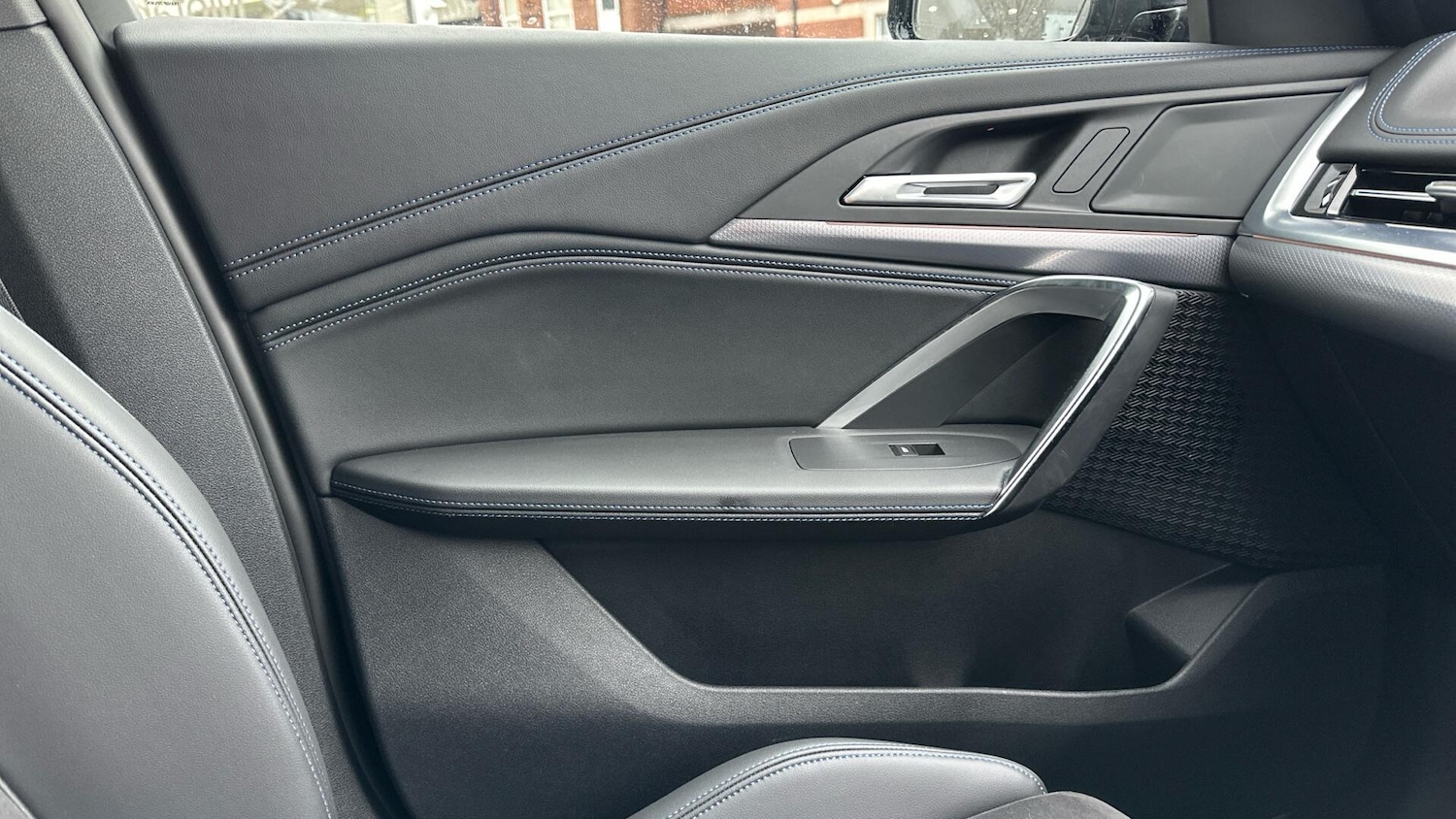 Used BMW iX1 2024 for sale - 77604551: Photo 32