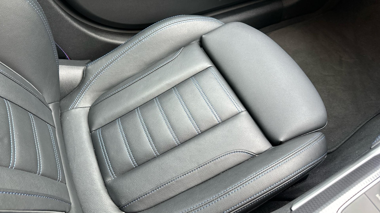 Used BMW i4 2024 for sale - 77625799: Photo 33