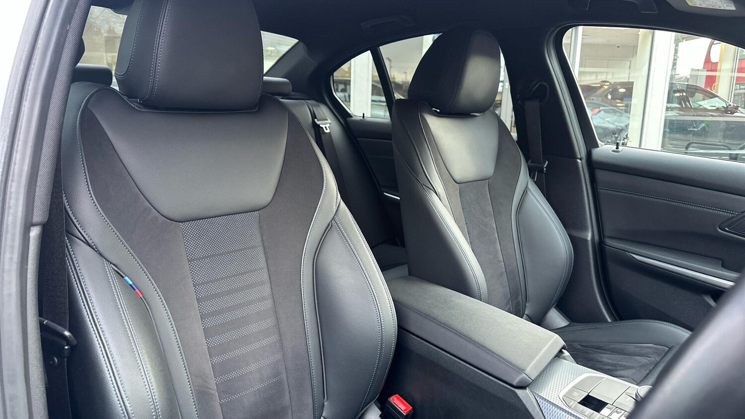 Used BMW 3 Series 2024 for sale - 77604556: Photo 11