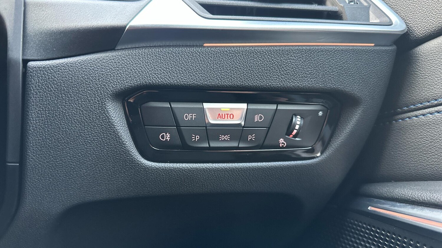 Used BMW 3 Series 2024 for sale - 77604556: Photo 23