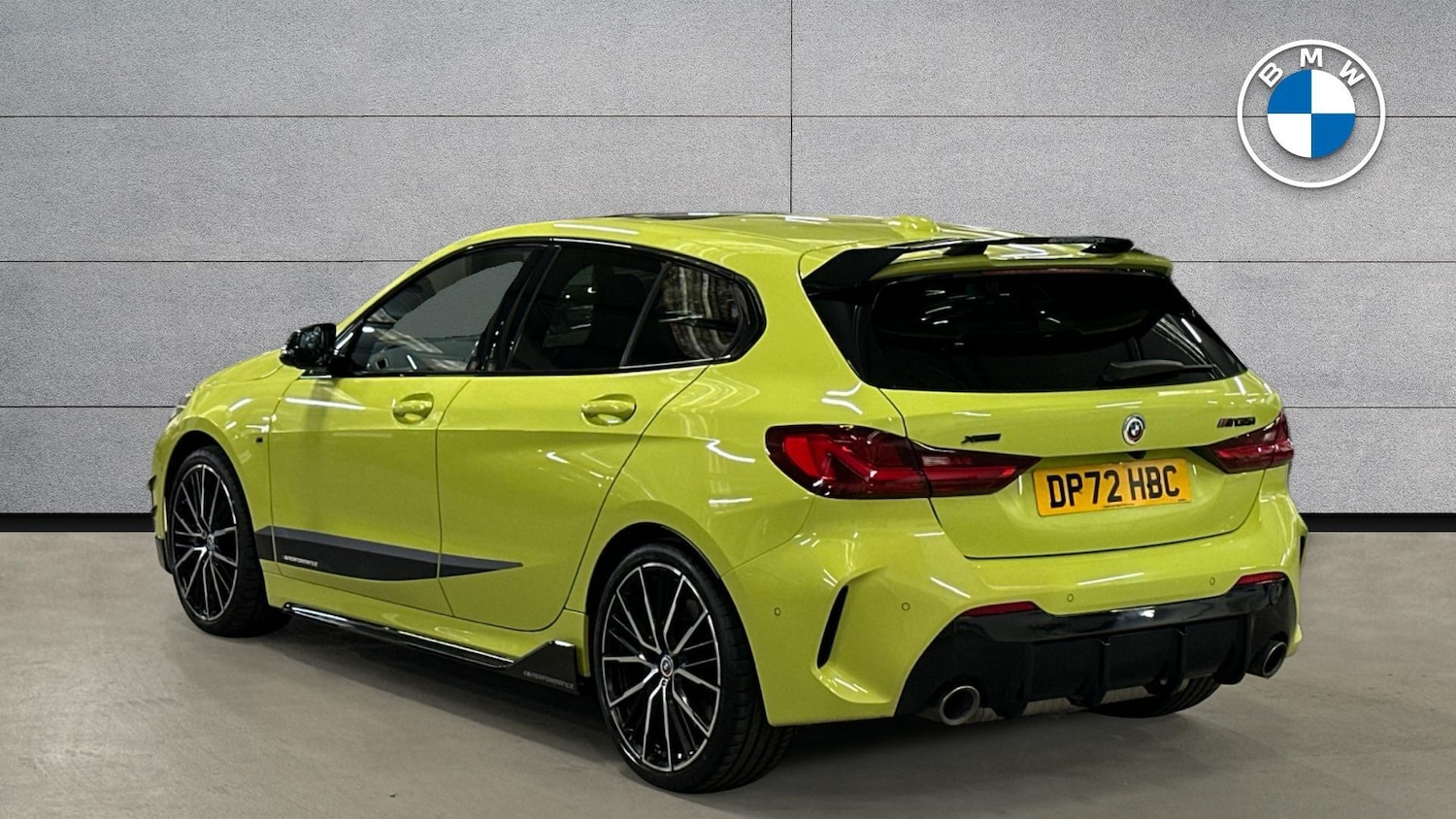 Used BMW 1 Series 2023 for sale - 77604536: Photo 2