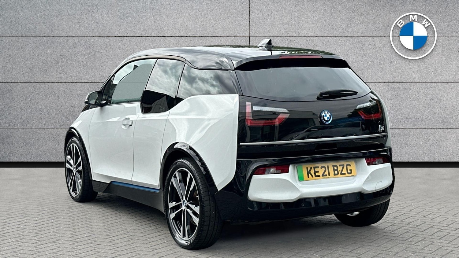 Used BMW i3 2021 for sale - 78006432: Photo 2