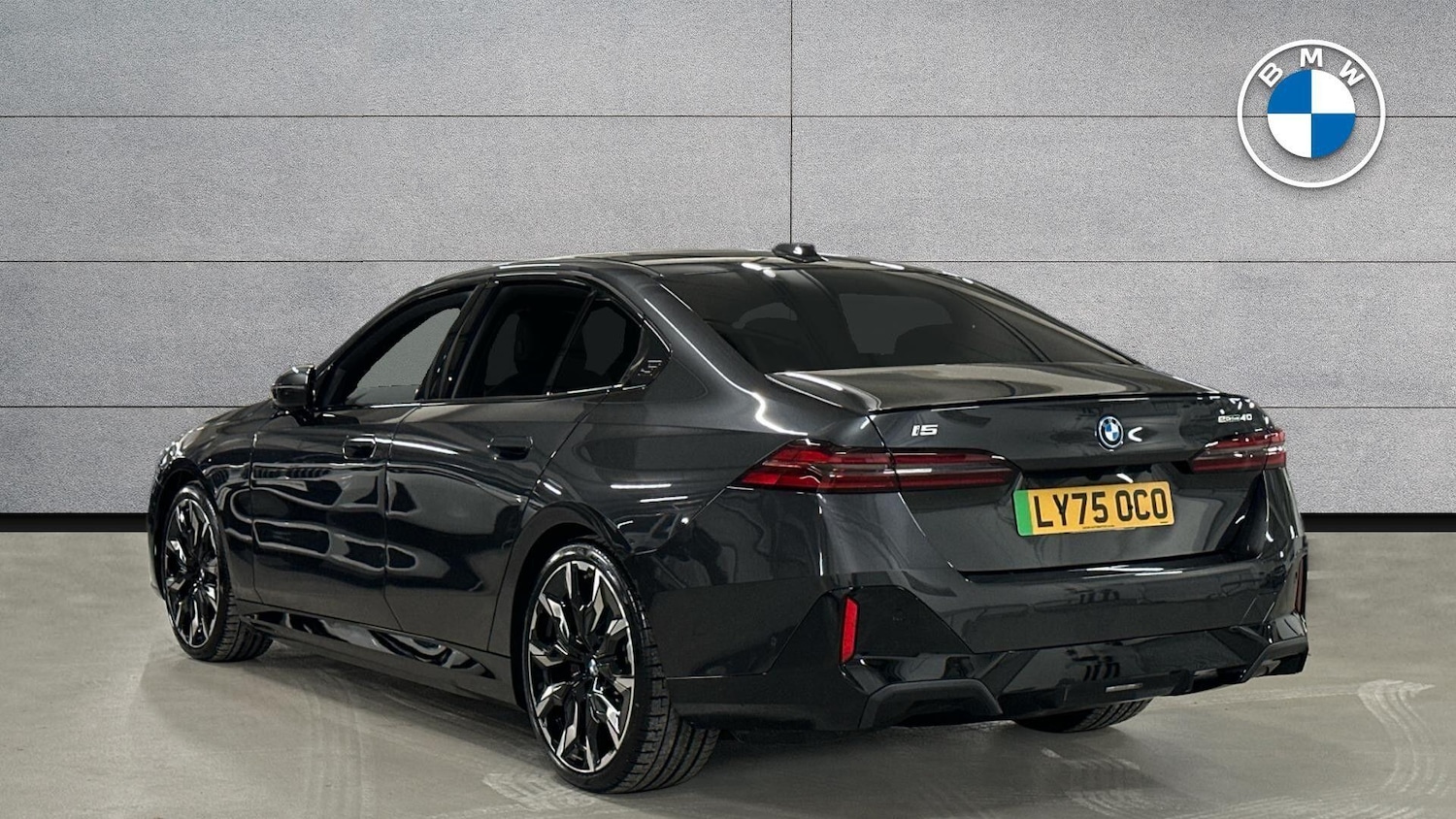 Used BMW i5 for sale - 78135813: Photo 2