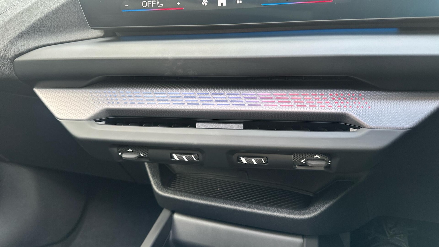 Used BMW 1 Series 2024 for sale - 77604553: Photo 21