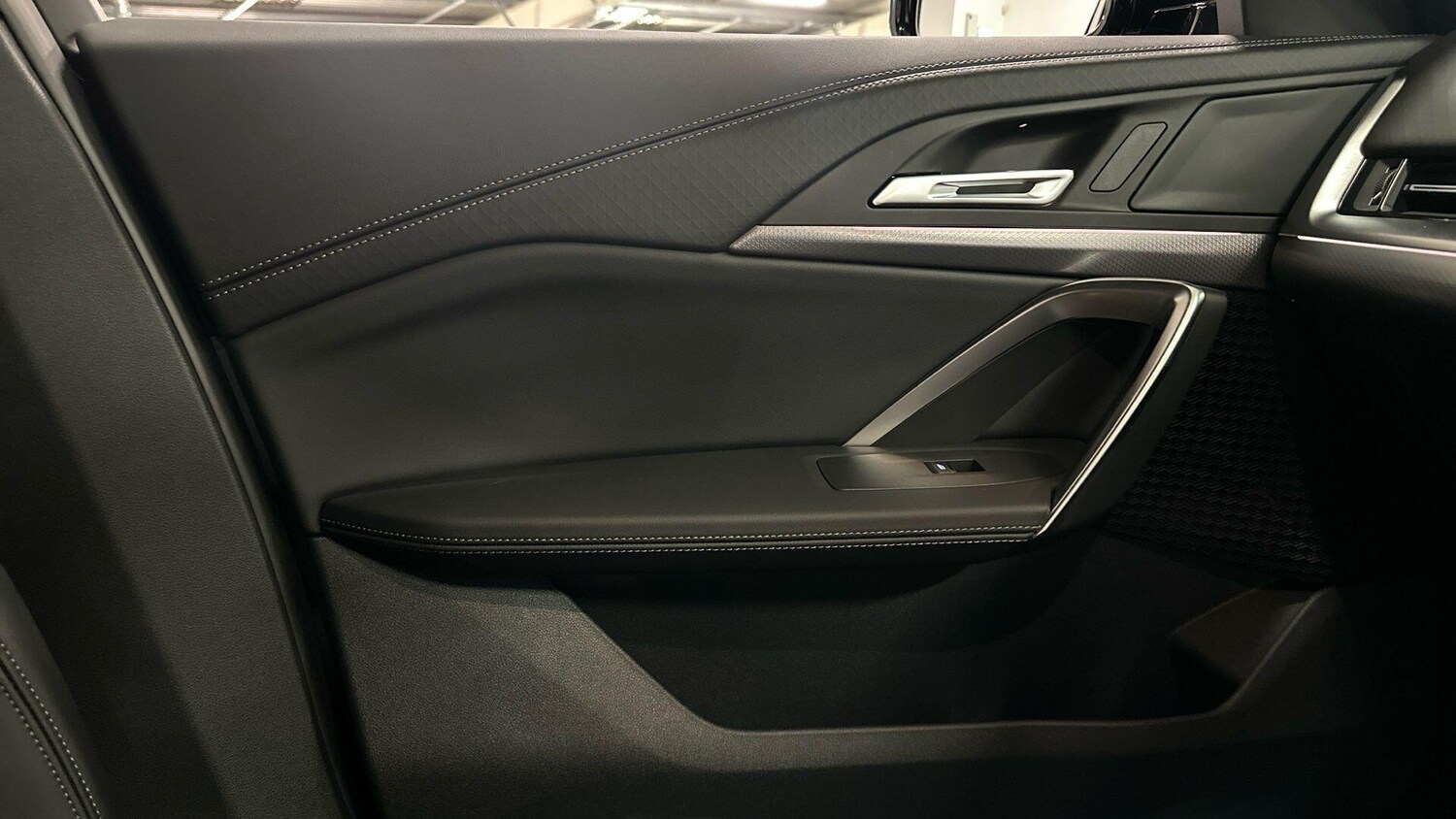 Used BMW iX2 for sale - 78135837: Photo 24