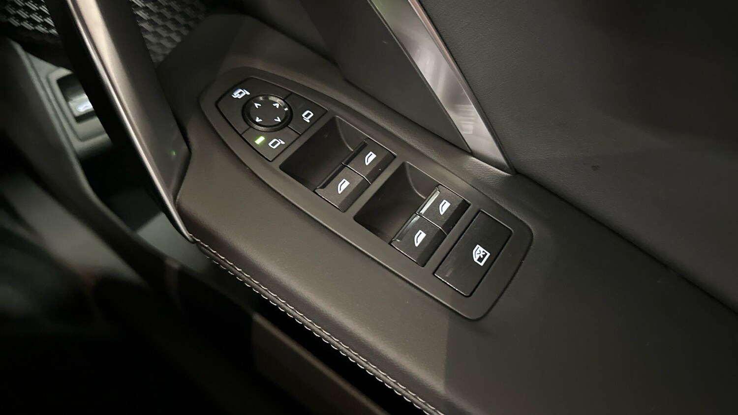 Used BMW iX2 for sale - 78135837: Photo 35