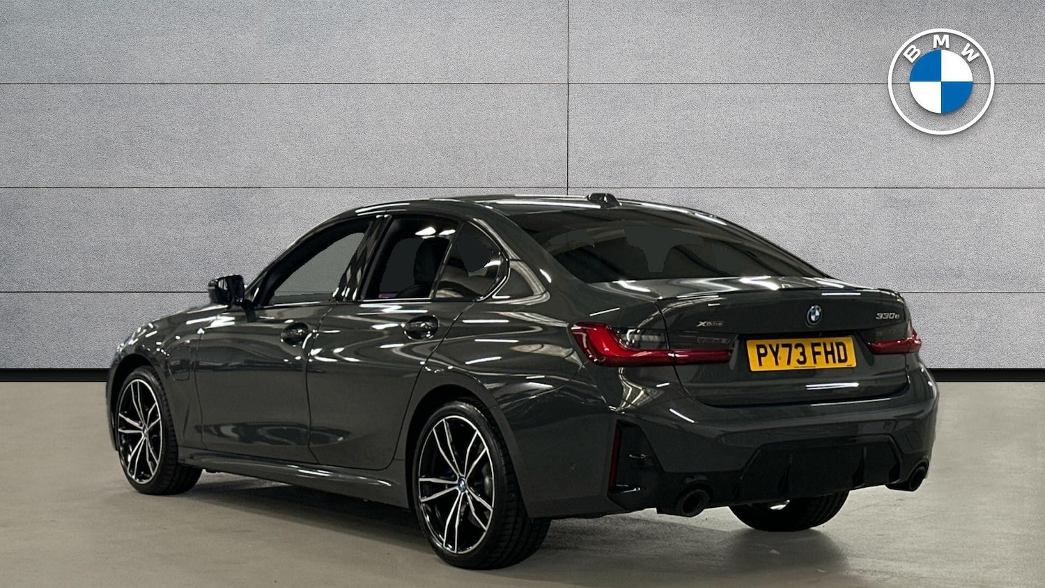 Used BMW 3 Series 2023 for sale - 77604540: Photo 2