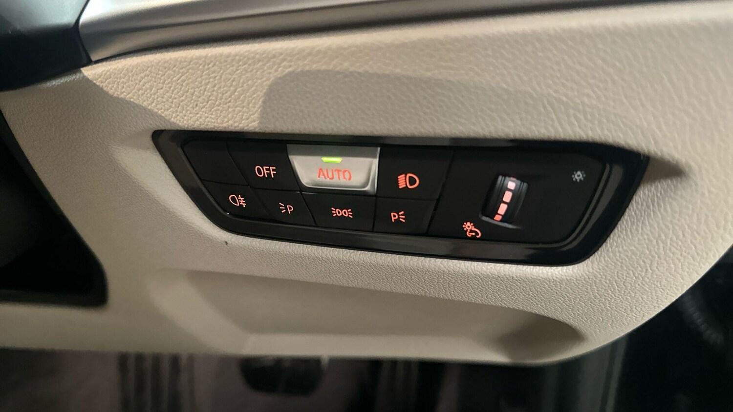 Used BMW i4 for sale - 77753028: Photo 33