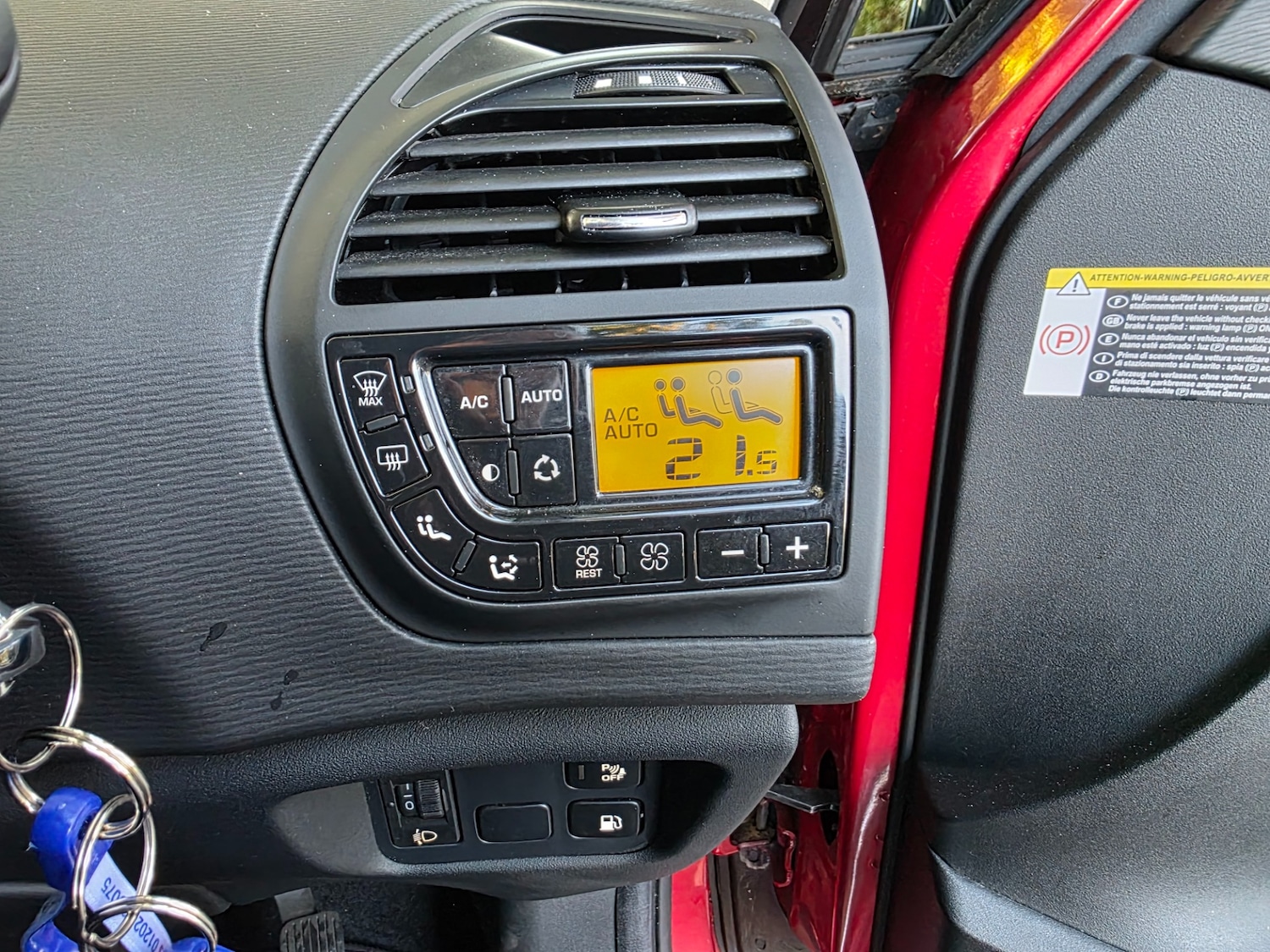 Used Citroen C4 Picasso 2013 for sale - 76352185: Photo 25