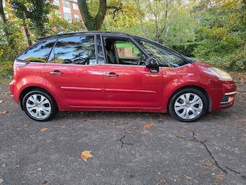 Used Citroen C4 Picasso 2013 for sale - 76352185: Photo