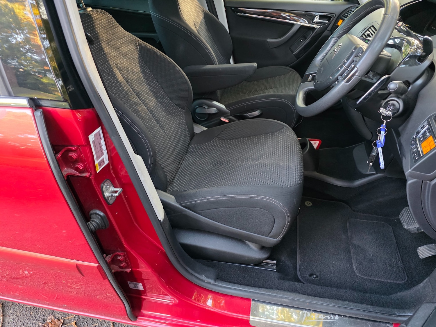 Used Citroen C4 Picasso 2013 for sale - 76352185: Photo 9