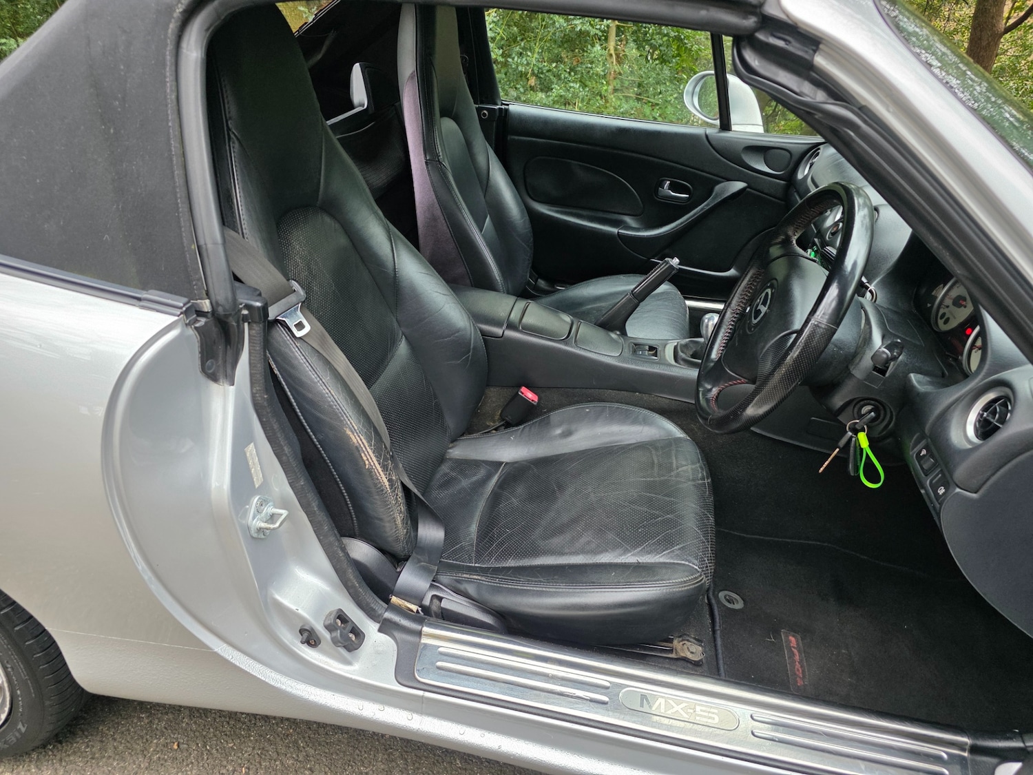 Used Mazda MX-5 2004 for sale - 77999282: Photo 13