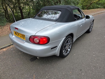 Used Mazda MX-5 2004 for sale - 77999282: Photo