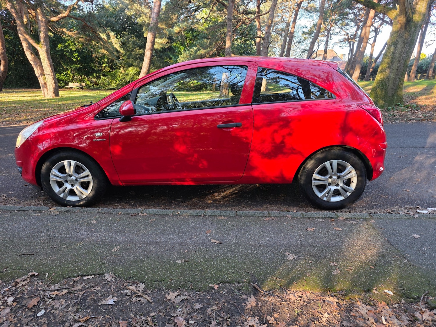 Used Vauxhall Corsa 2010 for sale - 77093503: Photo 6