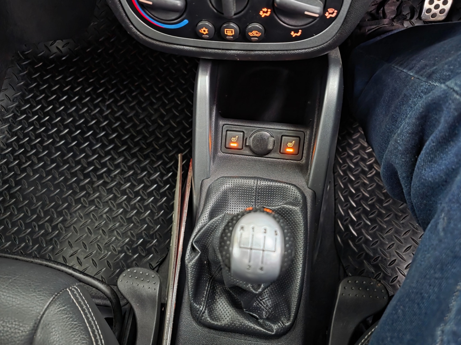 Used Vauxhall Tigra 2008 for sale - 76096919: Photo 21