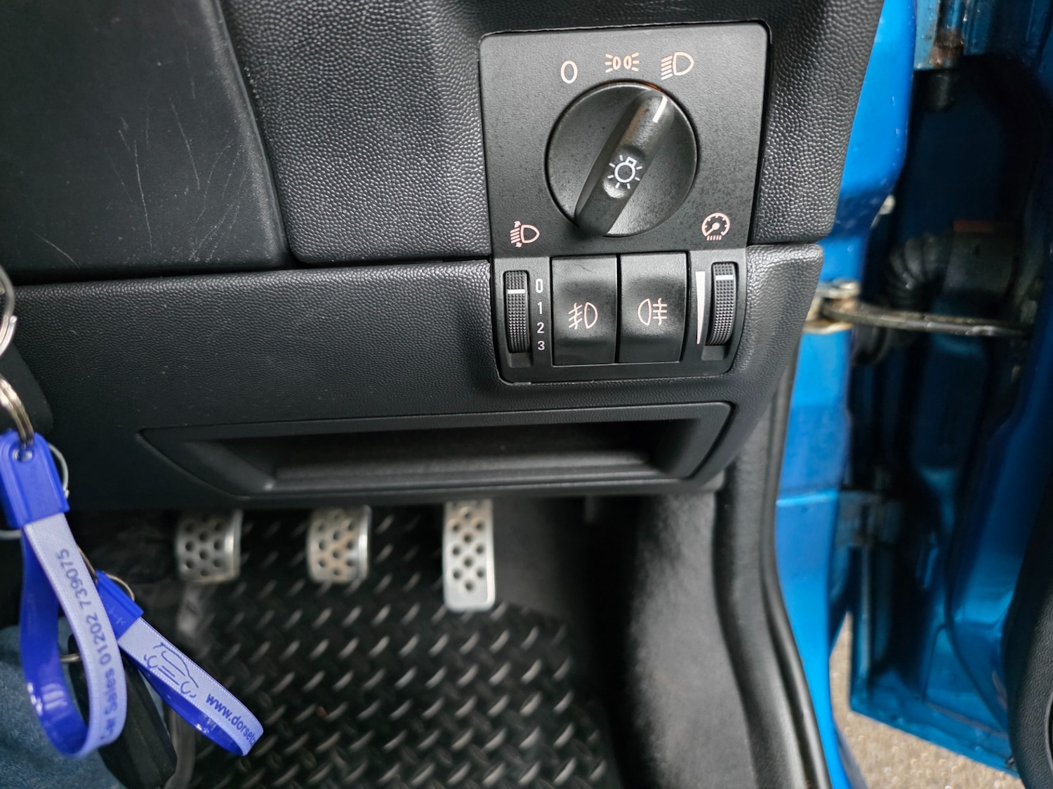 Used Vauxhall Tigra 2008 for sale - 76096919: Photo 25