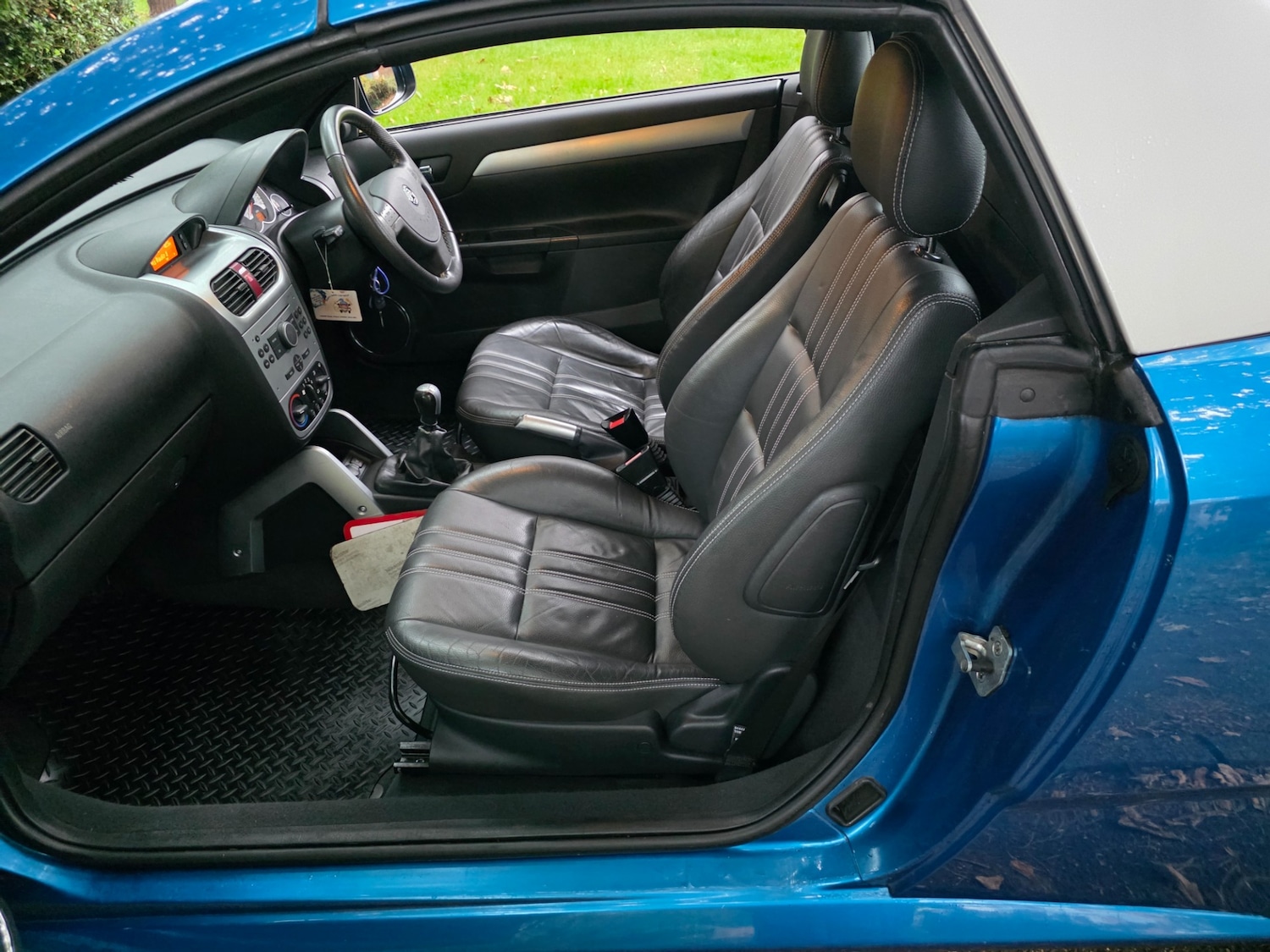 Used Vauxhall Tigra 2008 for sale - 76096919: Photo 32