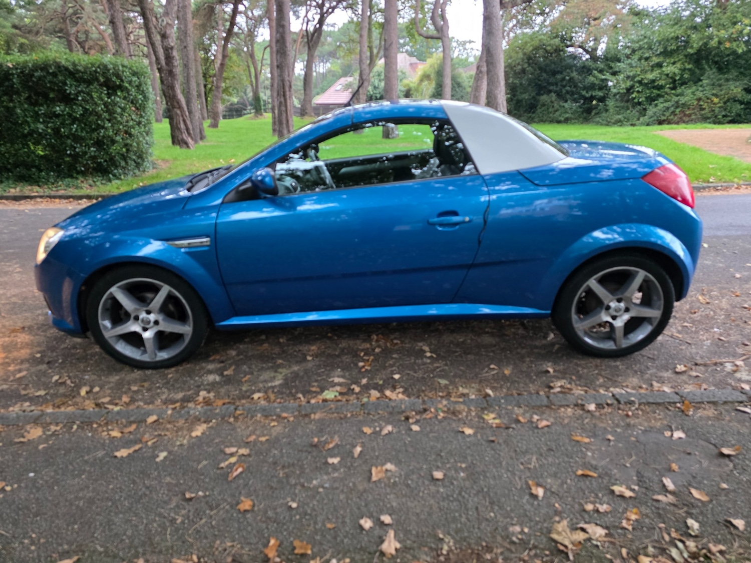 Used Vauxhall Tigra 2008 for sale - 76096919: Photo 7