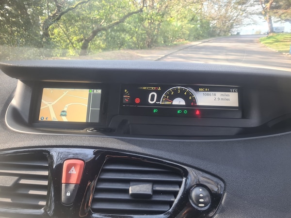 Used Renault Grand Scenic 2011 for sale - 74114983: Photo 11