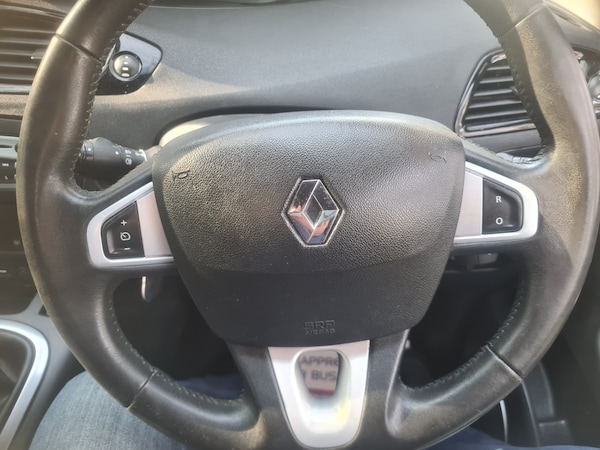 Used Renault Grand Scenic 2011 for sale - 74114983: Photo 13
