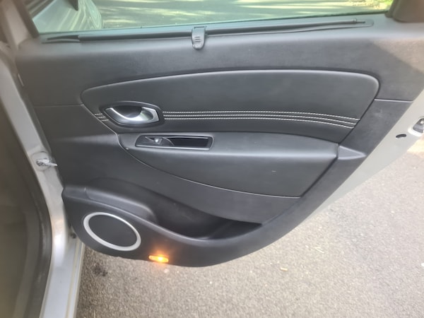 Used Renault Grand Scenic 2011 for sale - 74114983: Photo 30