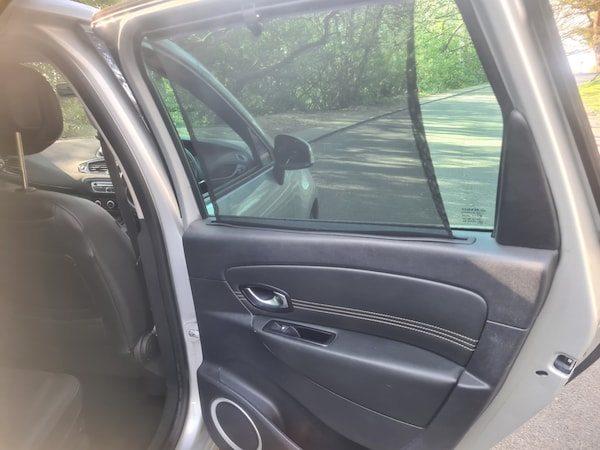 Used Renault Grand Scenic 2011 for sale - 74114983: Photo 32