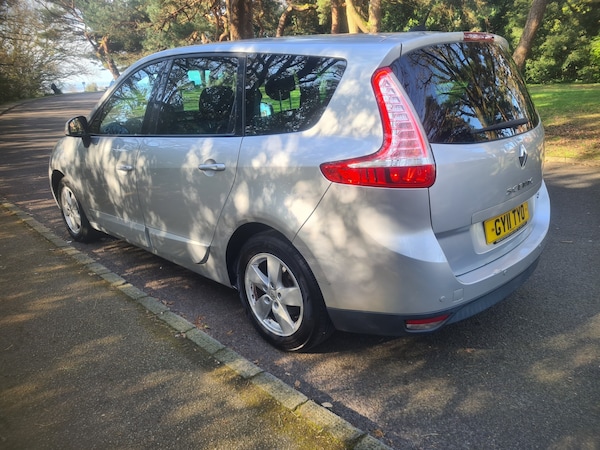 Used Renault Grand Scenic 2011 for sale - 74114983: Photo 5