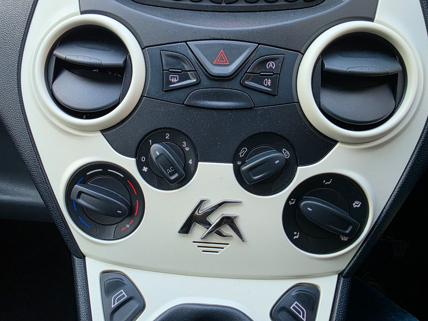 Used Ford Ka 2013 for sale - 77968166: Photo 16