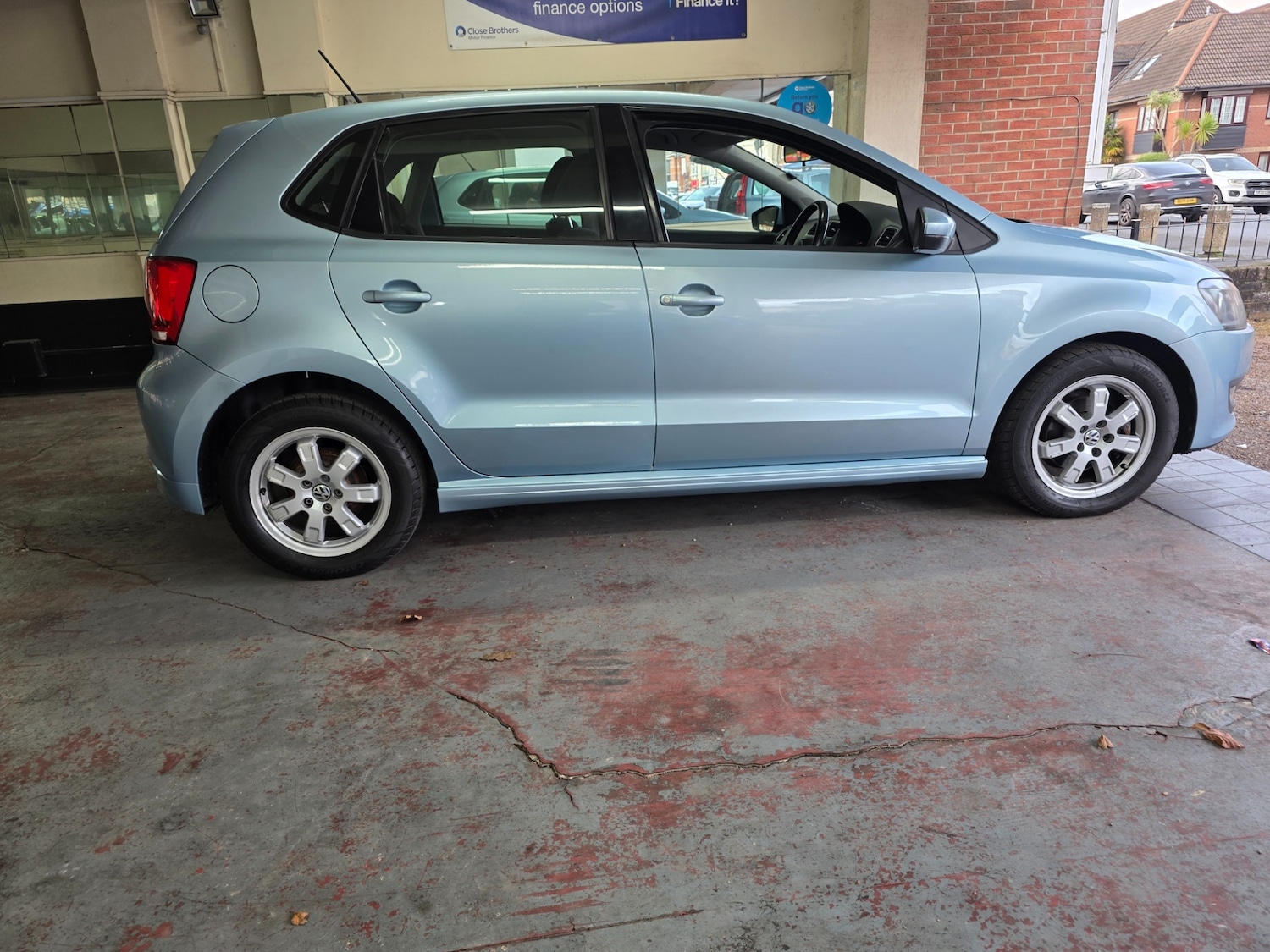 Used Volkswagen Polo 2013 for sale - 77024361: Photo 2