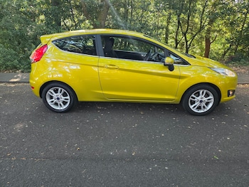 Used Ford Fiesta 2016 for sale - 79190297: Photo