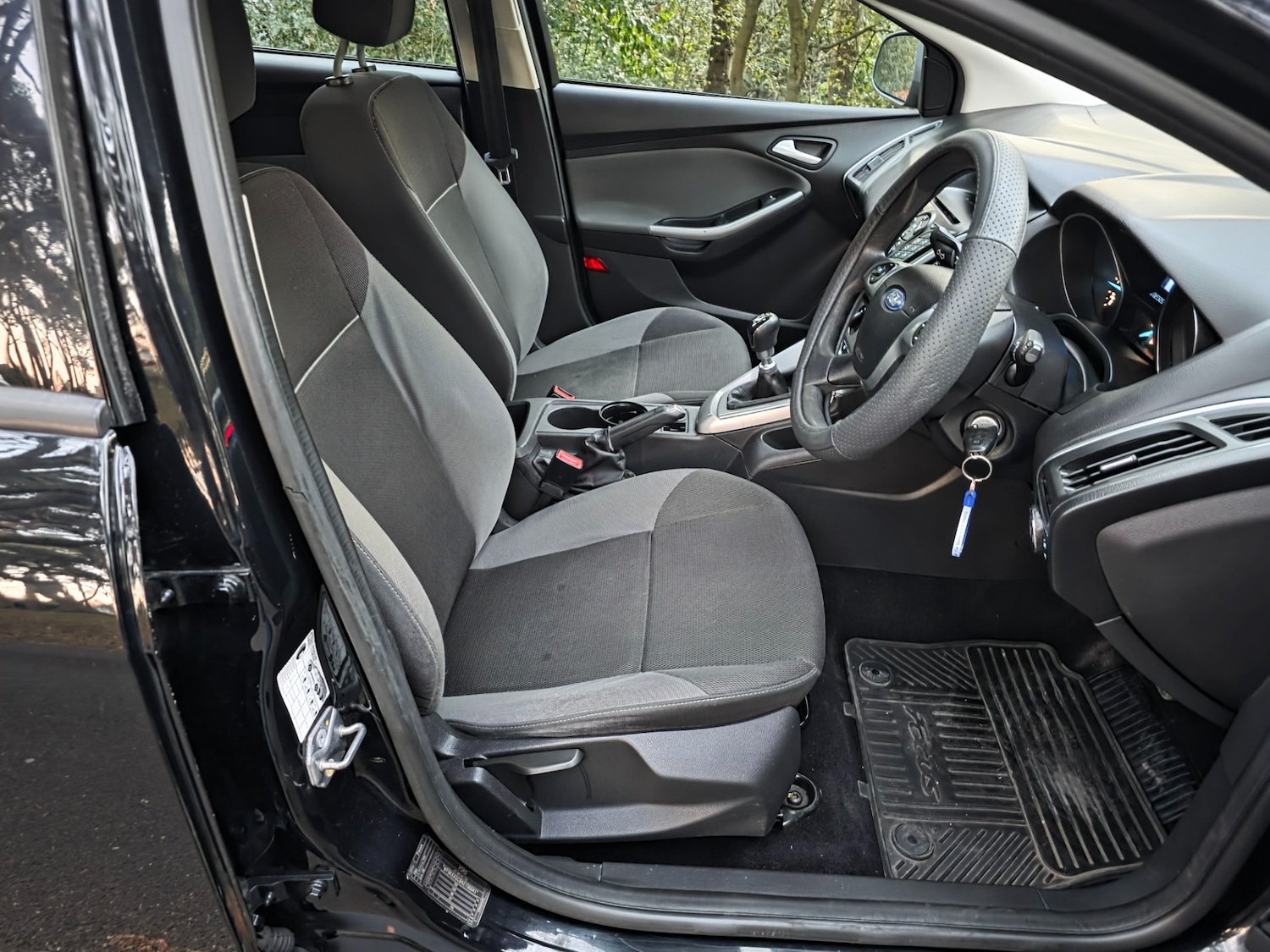 Used Ford Focus 2014 for sale - 77094352: Photo 9