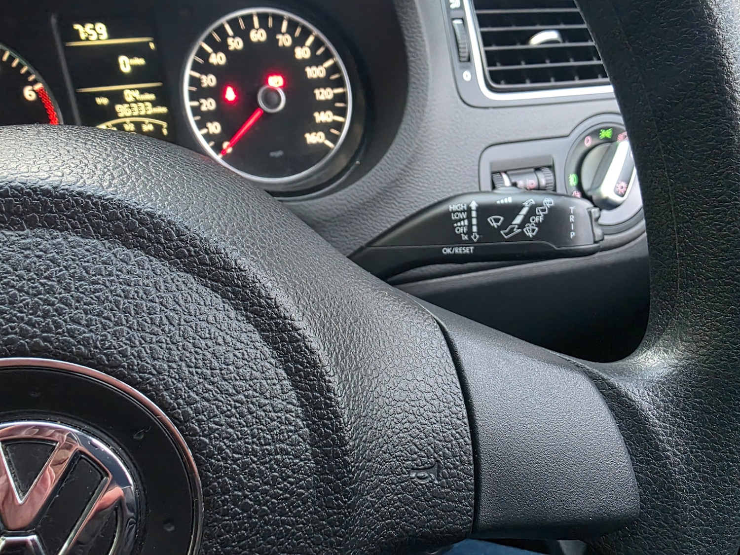 Used Volkswagen Polo 2012 for sale - 77700793: Photo 14