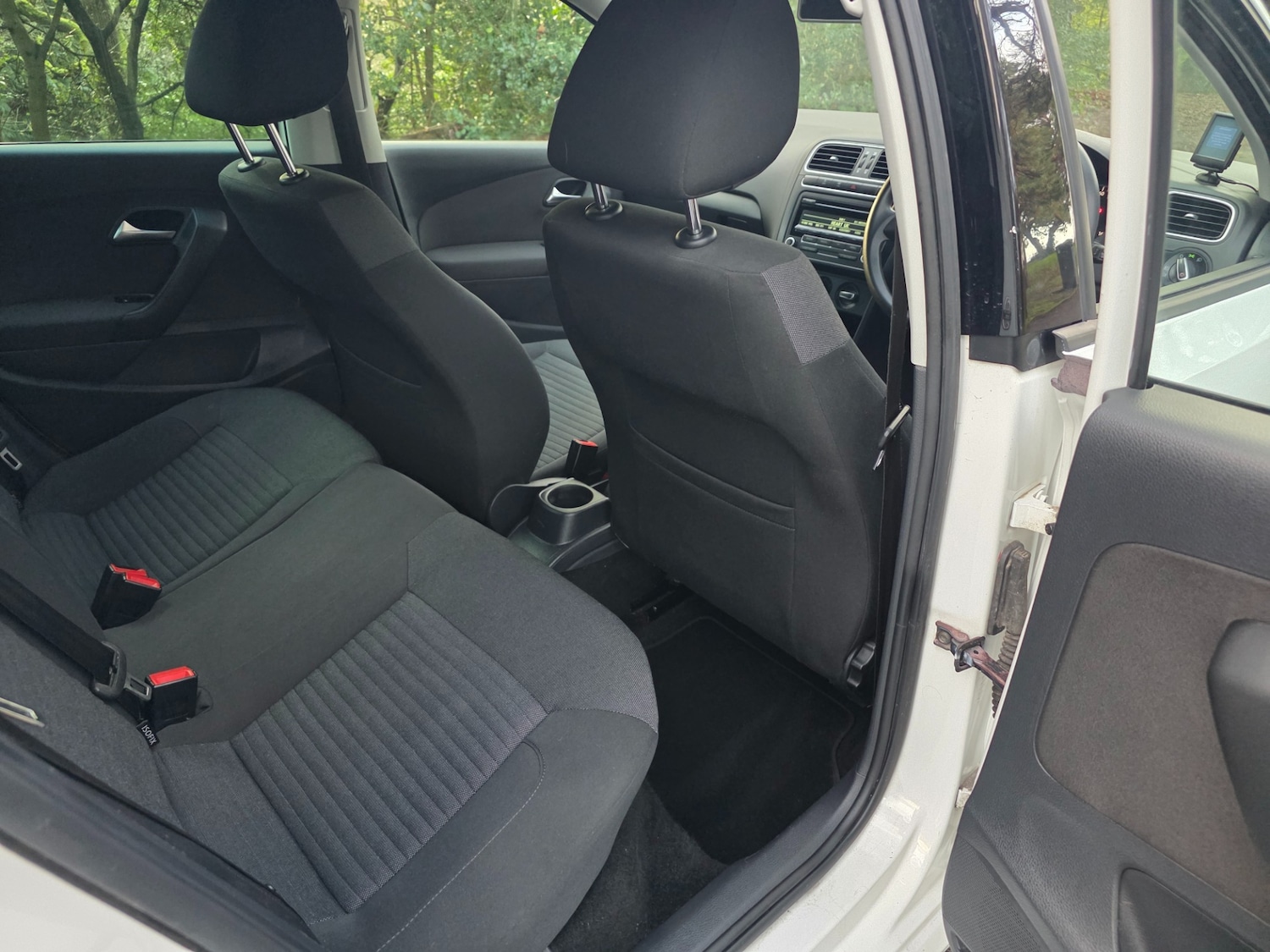 Used Volkswagen Polo 2012 for sale - 77700793: Photo 24