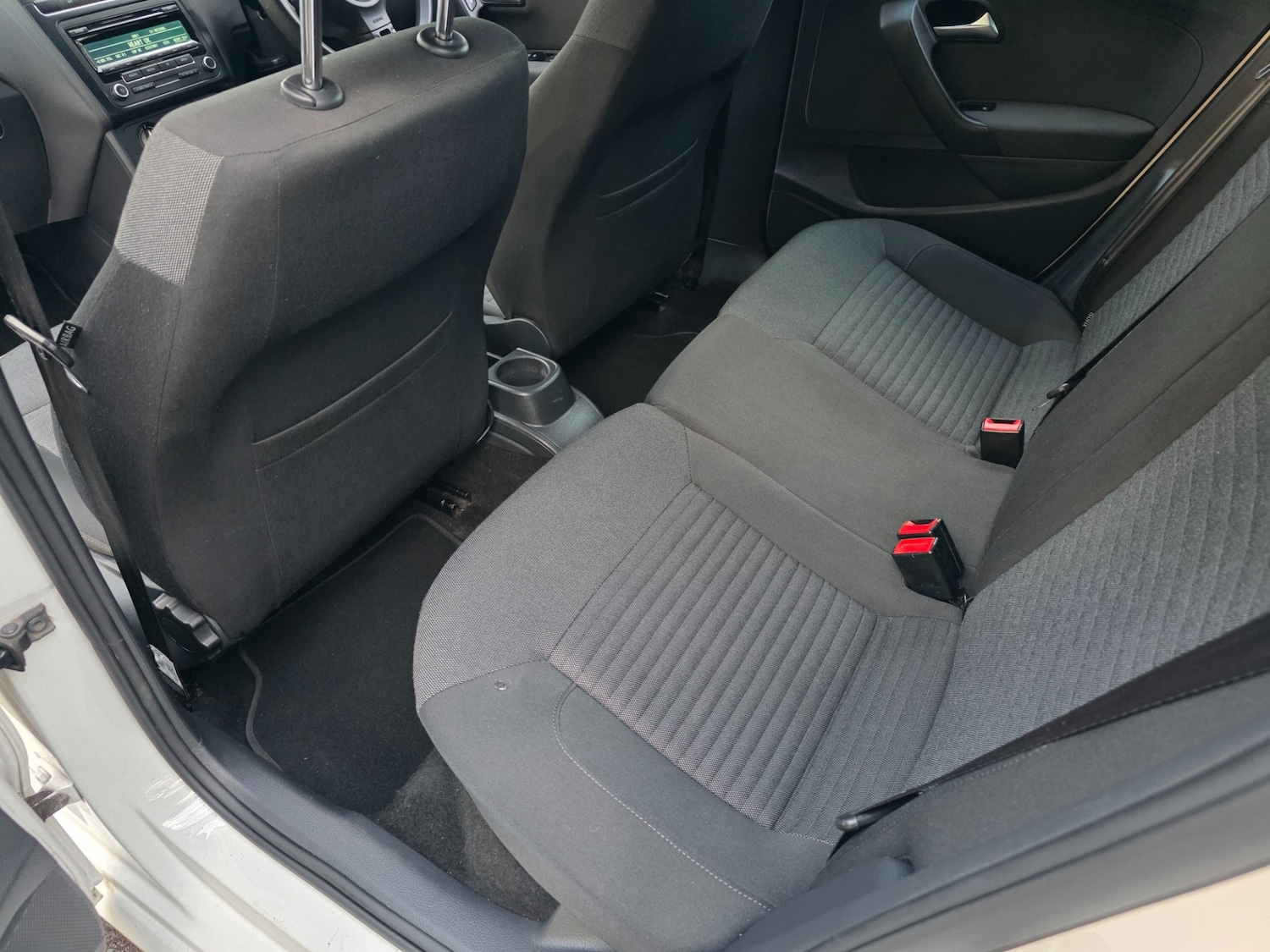 Used Volkswagen Polo 2012 for sale - 77700793: Photo 32