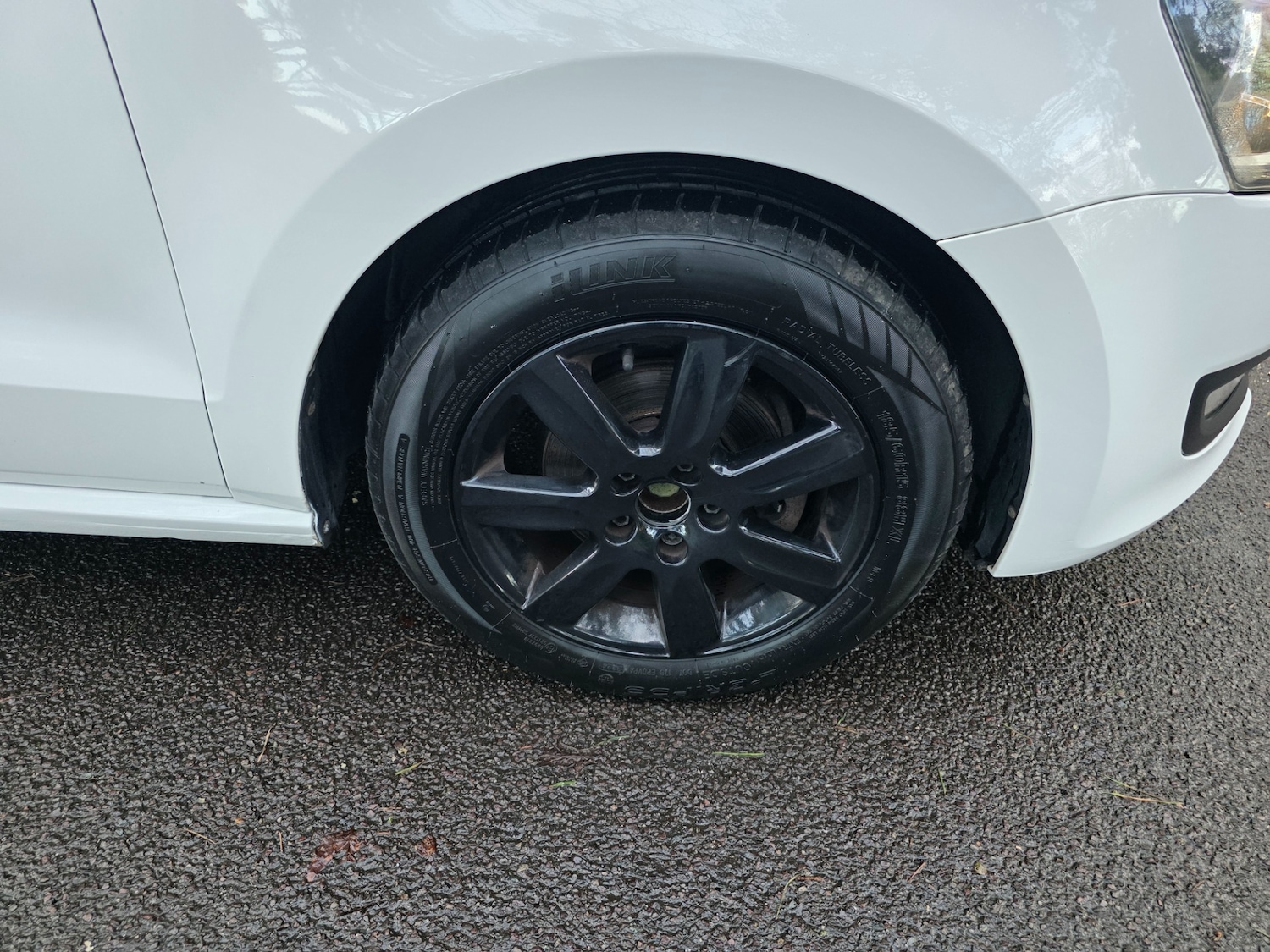 Used Volkswagen Polo 2012 for sale - 77700793: Photo 45