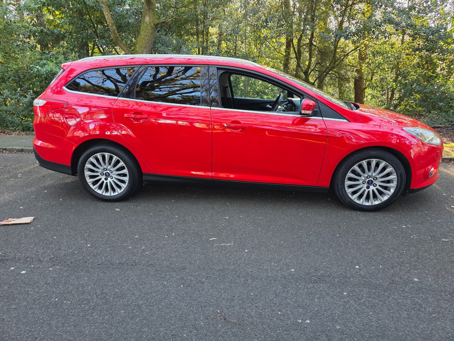 Used Ford Focus 2013 for sale - 77916178: Photo 2