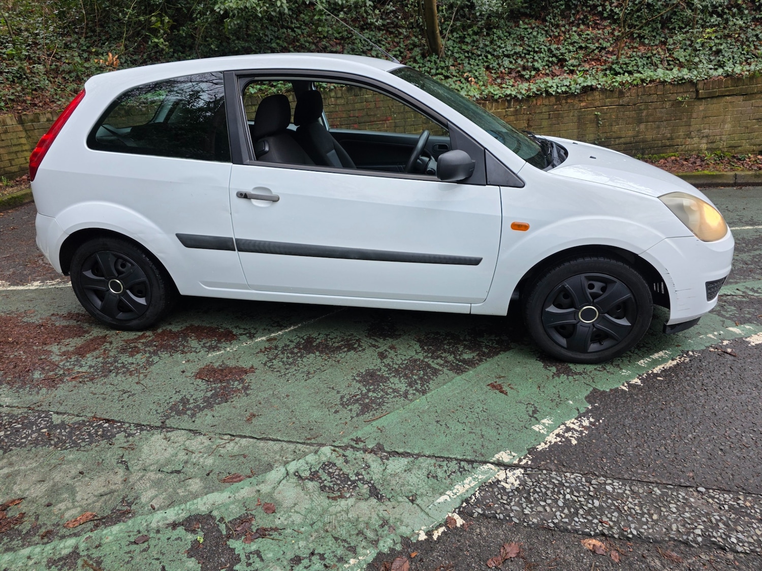 Used Ford Fiesta 2007 for sale - 77603754: Photo 2