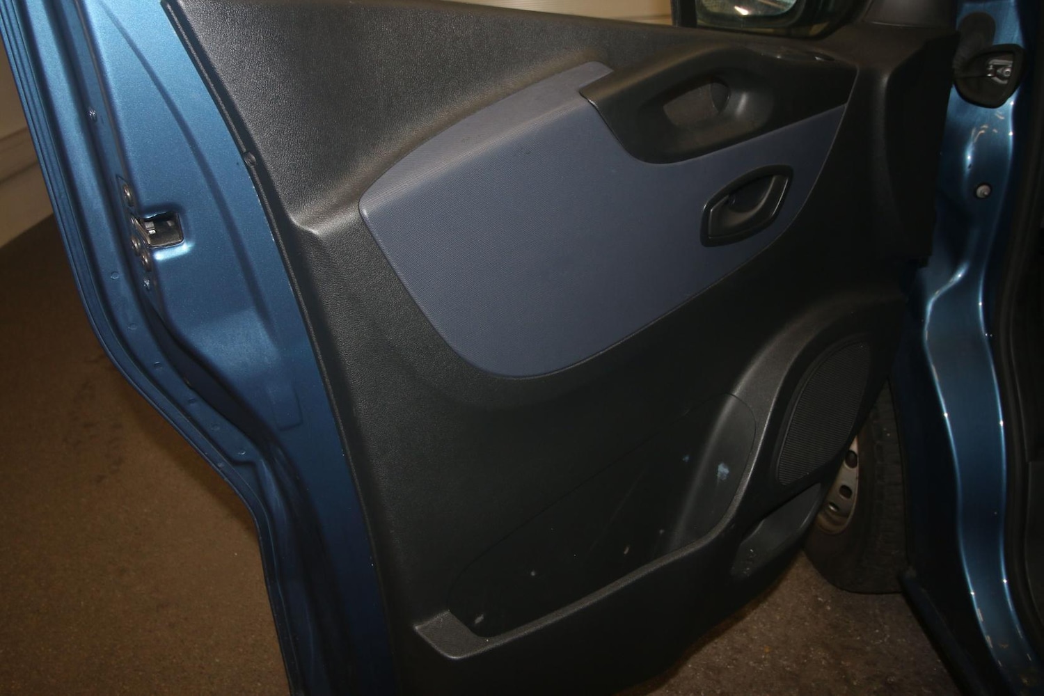 Used Vauxhall Vivaro 2018 for sale - 76912842: Photo 12