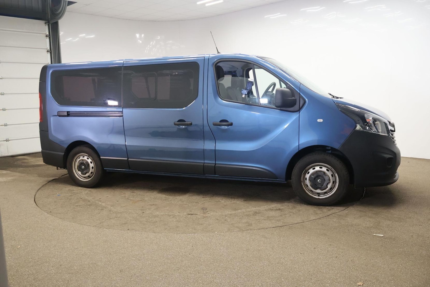Used Vauxhall Vivaro 2018 for sale - 76912842: Photo 5