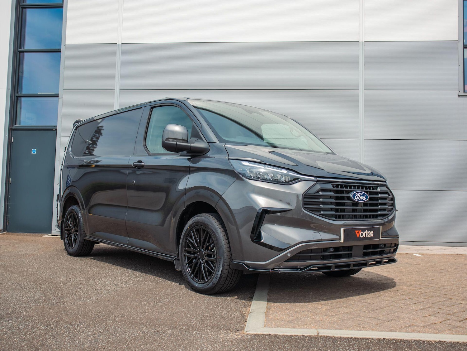 Used Ford Transit Custom 2025 for sale - 76689921: Photo 1