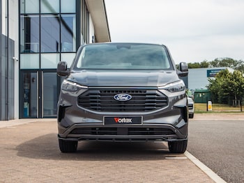 Used Ford Transit Custom 2025 for sale - 76689921: Photo