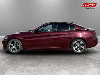 Used Alfa Romeo Giulia 2018 for sale - 77730398: Photo